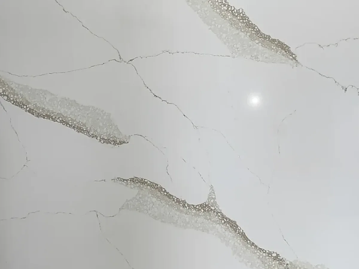 Starbourg Gold quartz from the limited Aspen collection