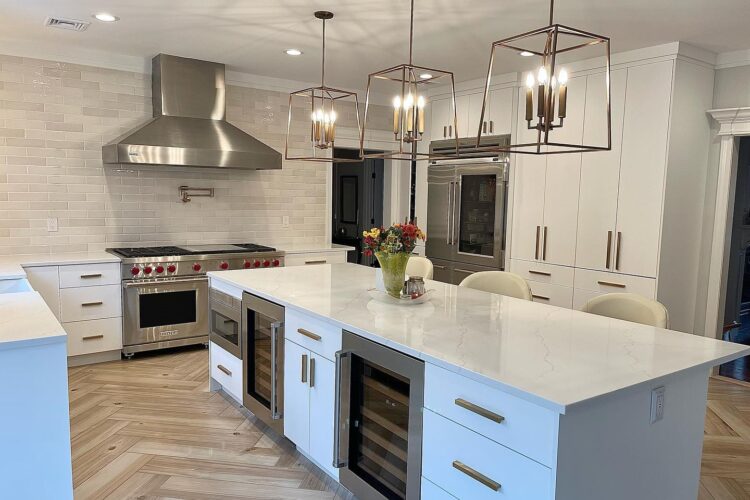 Why Are White Quartz Fabricators Recommended For Kitchen Design?